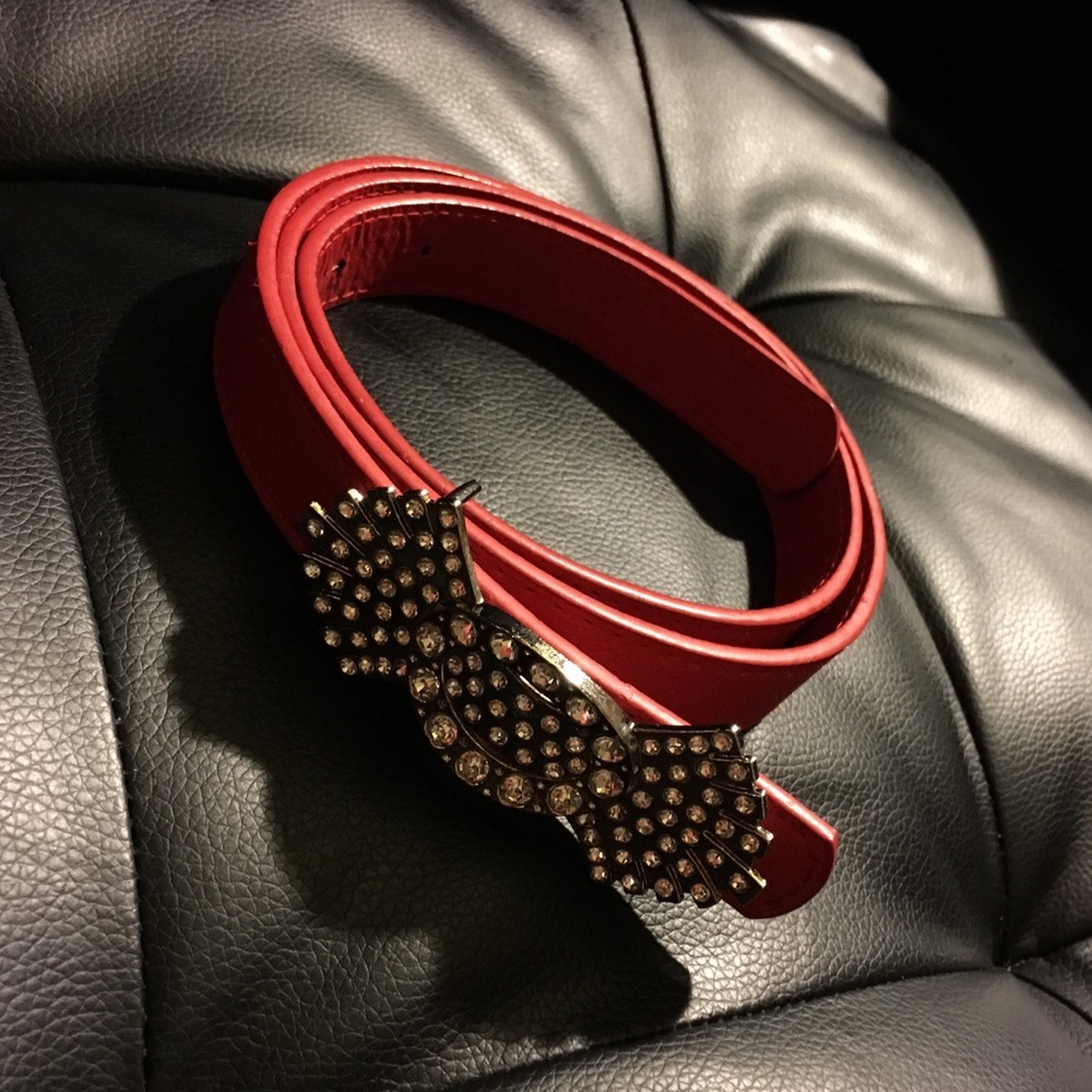 Stylist Rhinestone Belt - Picture 2 of 2